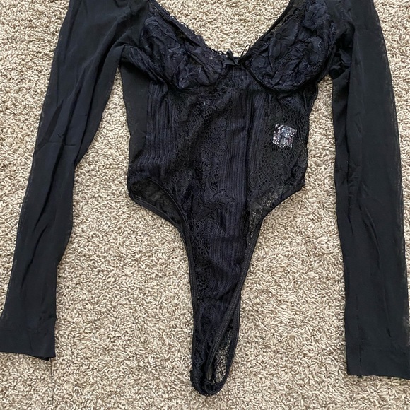 Turtleneck crop top with rolled up sleeves - Picture 3 of 12